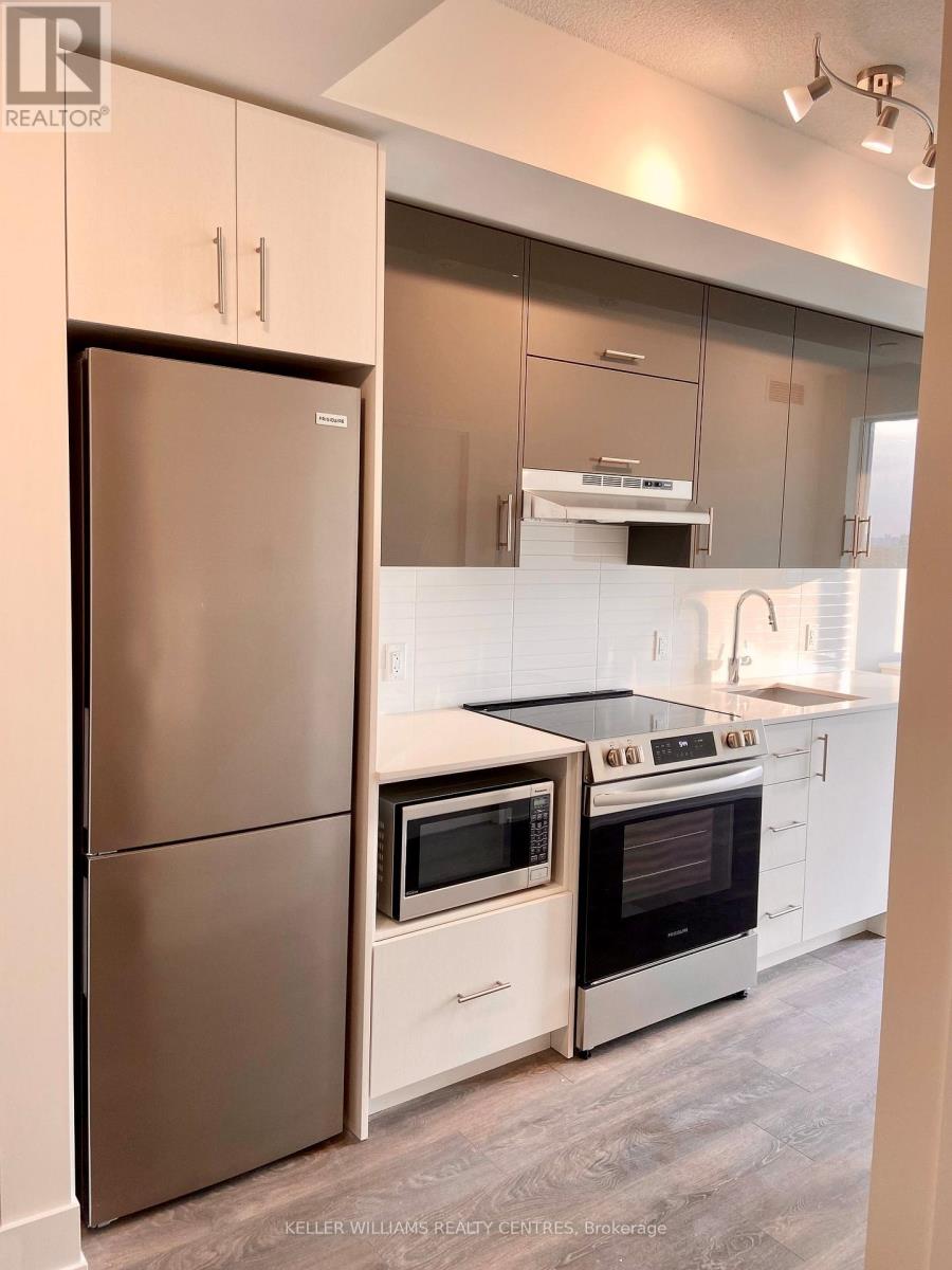 1902 - 188 Fairview Mall Drive, Toronto, Ontario  M2J 0H7 - Photo 2 - C12902178