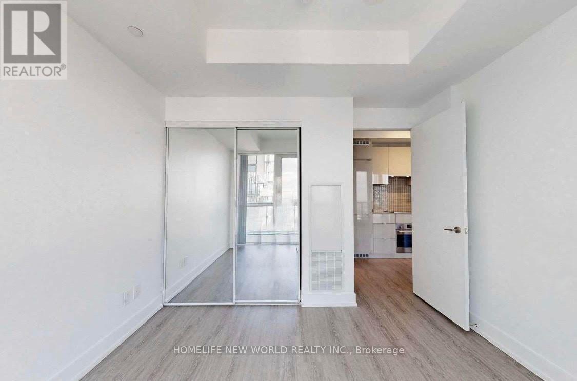 1212 - 7 Grenville Street, Toronto, Ontario  M4Y 0E9 - Photo 5 - C12902182