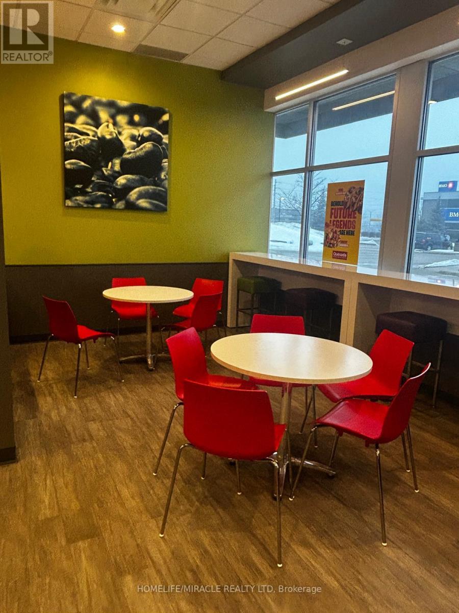 H-1001b - 103 Clair Road E, Guelph (Pineridge/westminster Woods), Ontario  N1L 0J7 - Photo 2 - X12902192