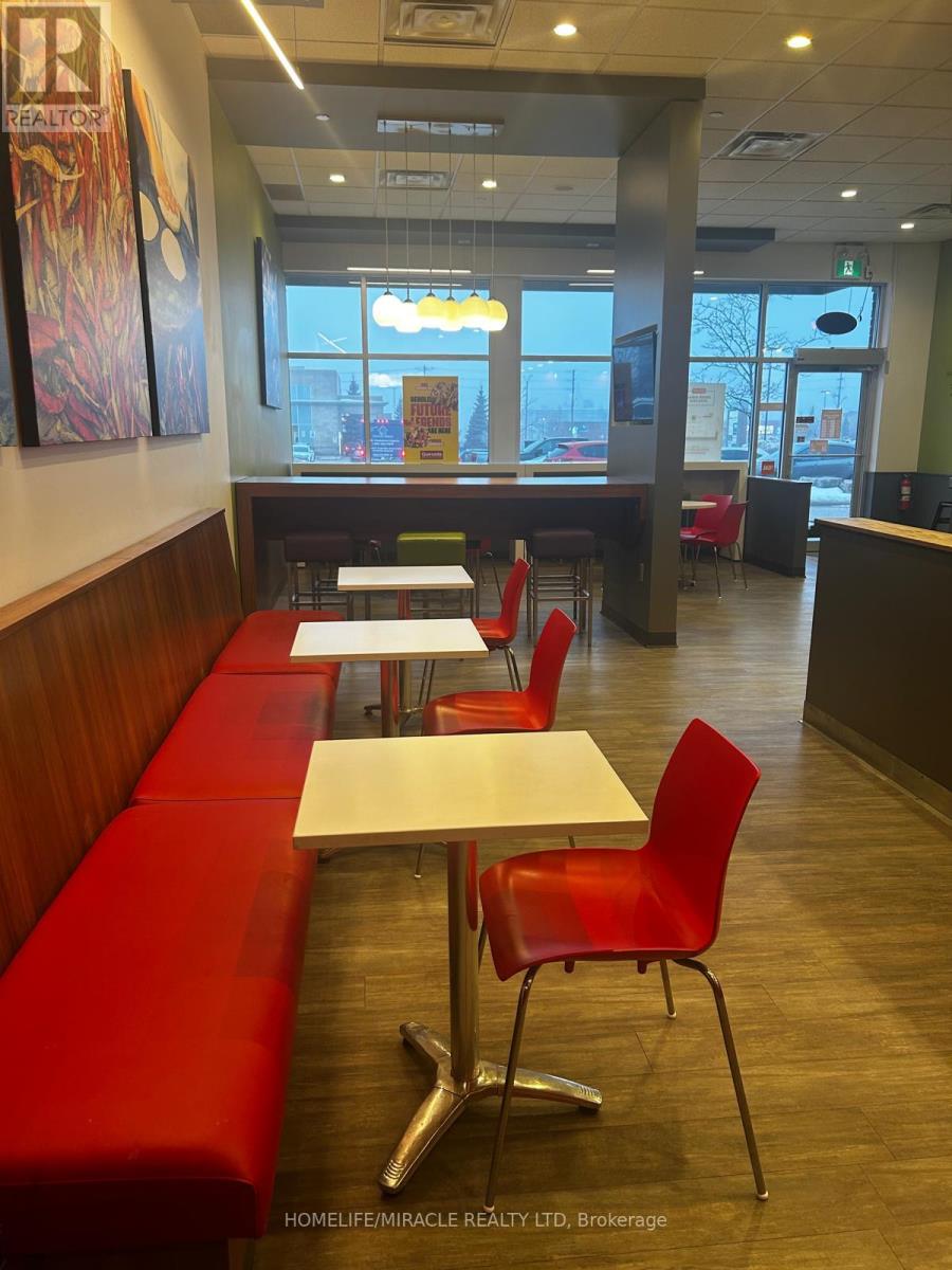 H-1001b - 103 Clair Road E, Guelph (Pineridge/westminster Woods), Ontario  N1L 0J7 - Photo 3 - X12902192