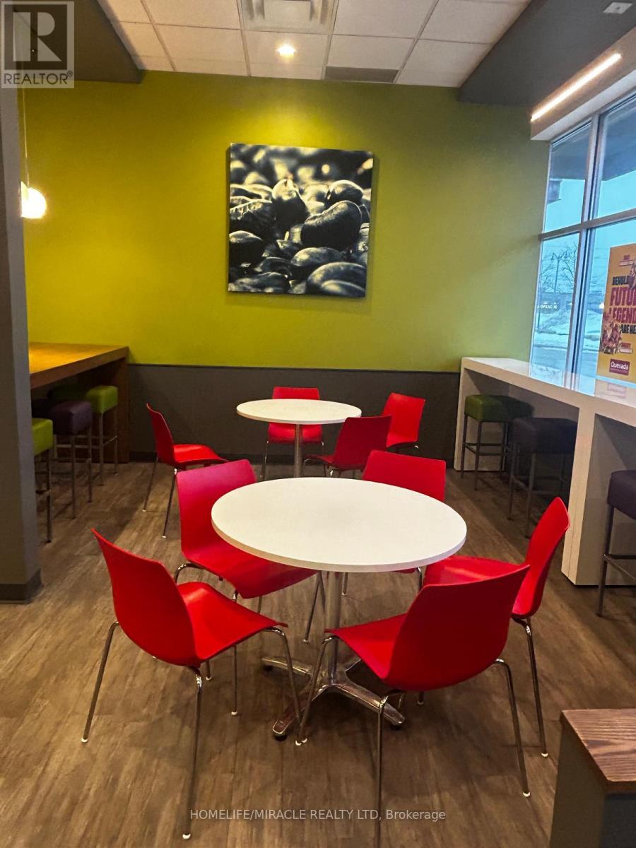 H-1001b - 103 Clair Road E, Guelph (Pineridge/westminster Woods), Ontario  N1L 0J7 - Photo 7 - X12902192