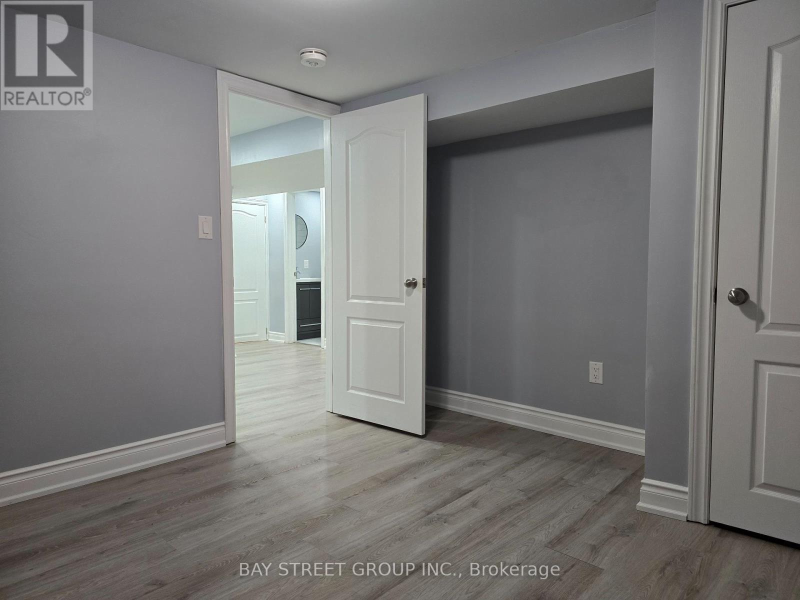 Lower - 366 East 23rd Street, Hamilton, Ontario  L8V 2X6 - Photo 8 - X12902202