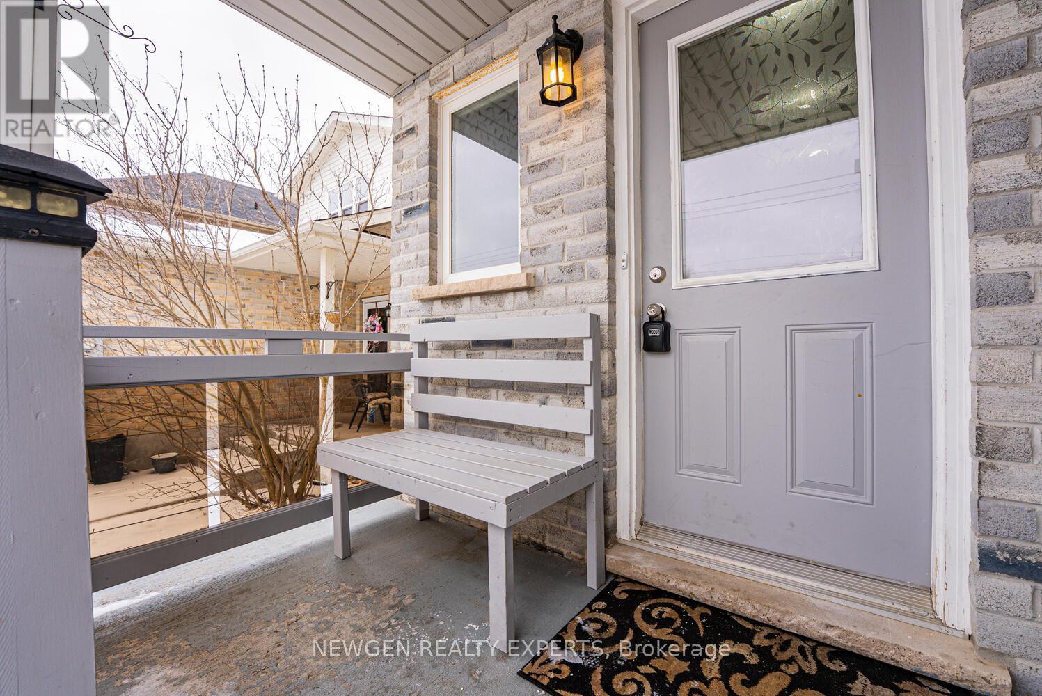 1465 Old Zeller Drive, Kitchener, Ontario  N2A 4M8 - Photo 5 - X12902204