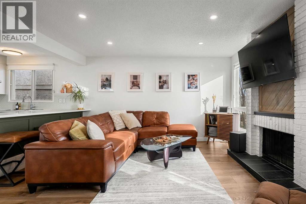 55 Coach Gate Way SW, Calgary, Alberta  T3H 1L7 - Photo 16 - A2280840