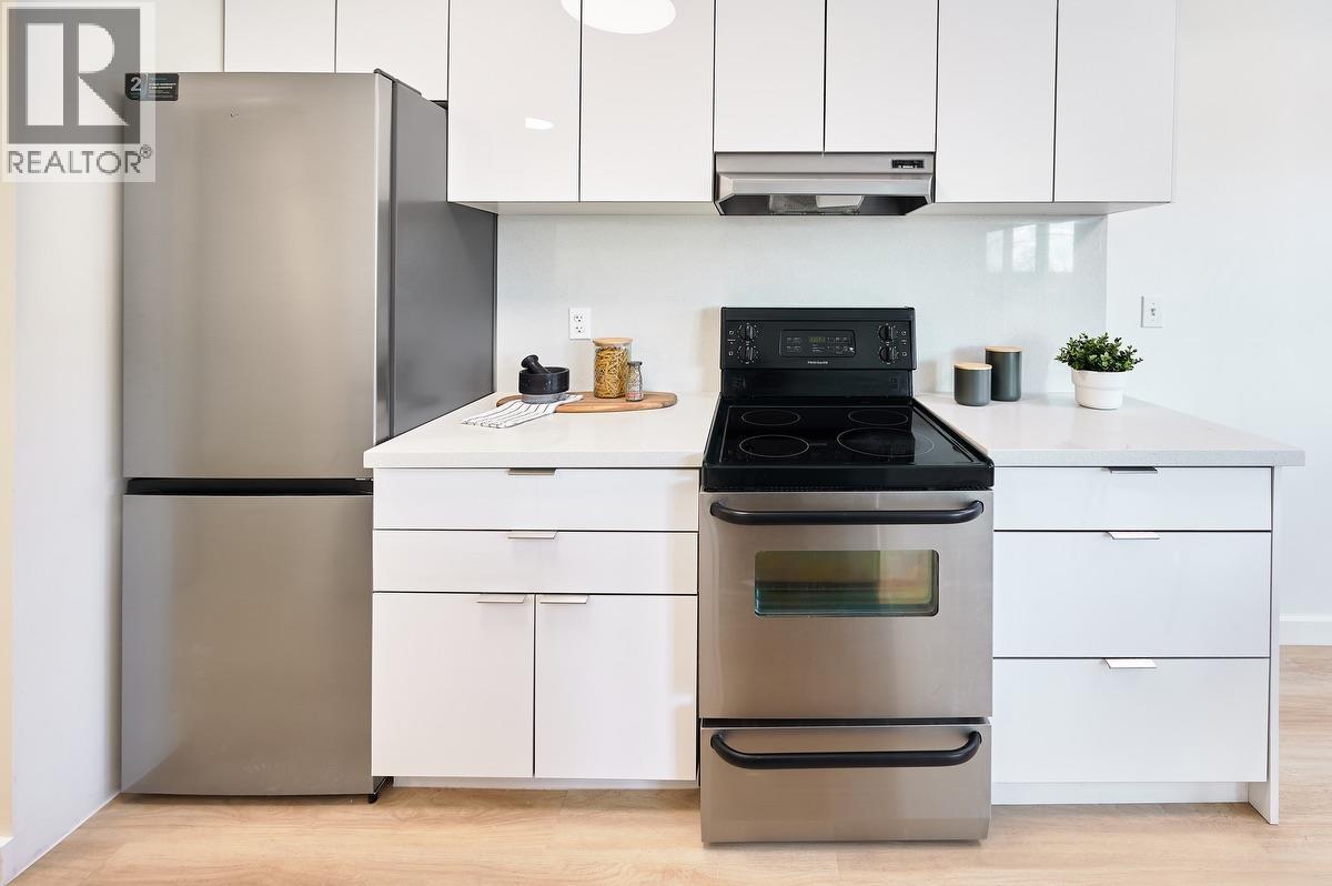 311 1033 St. Georges Avenue, North Vancouver, British Columbia  V7L 3H5 - Photo 8 - R3095824