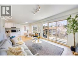 311 1033 ST. GEORGES AVENUE, North Vancouver, British Columbia