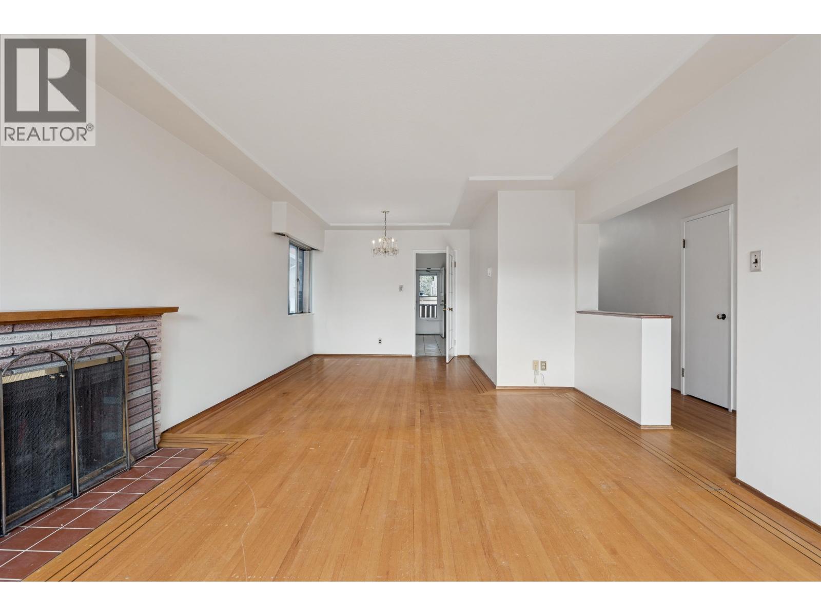 133 W 63rd Avenue, Vancouver, British Columbia  V5X 2H7 - Photo 3 - R3097460