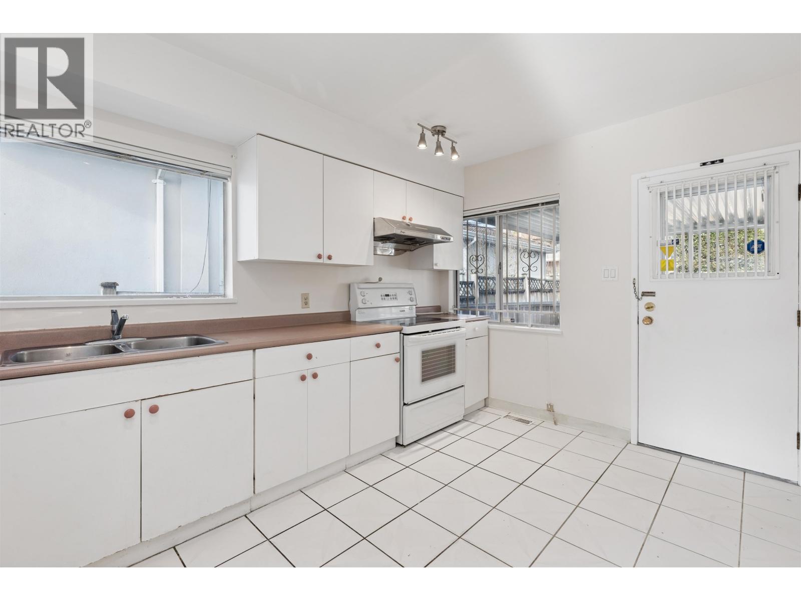 133 W 63rd Avenue, Vancouver, British Columbia  V5X 2H7 - Photo 22 - R3097460