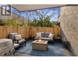 <div class="price">$789,000</div> 102 1689 E 4th Avenue, Vancouver<br><div style="margin-bottom:8px;"><small>Oakwyn Realty Ltd.</small></div><div class='bed_bath'>2 Bed | 2 Bath</div>