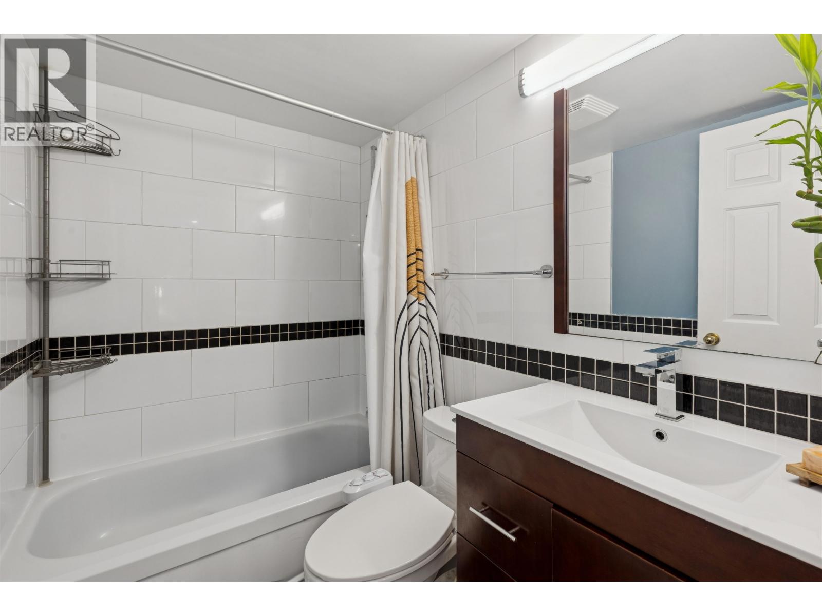 102 1689 E 4th Avenue, Vancouver, British Columbia  V5N 1J7 - Photo 22 - R3094754