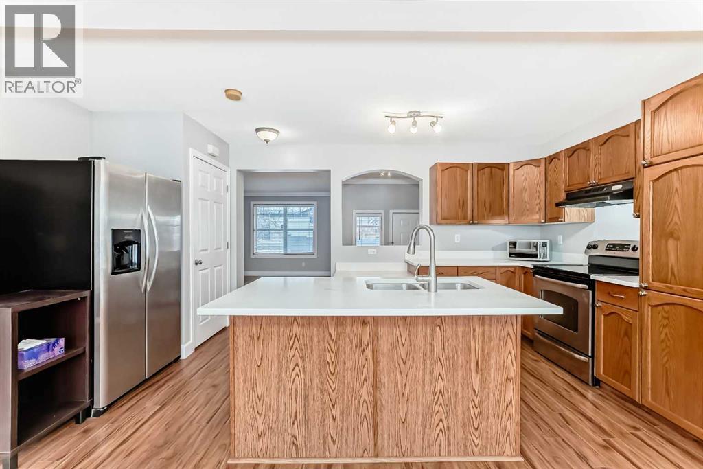 31 Coventry Road NE, Calgary, Alberta  T3K 5M9 - Photo 5 - A2292502