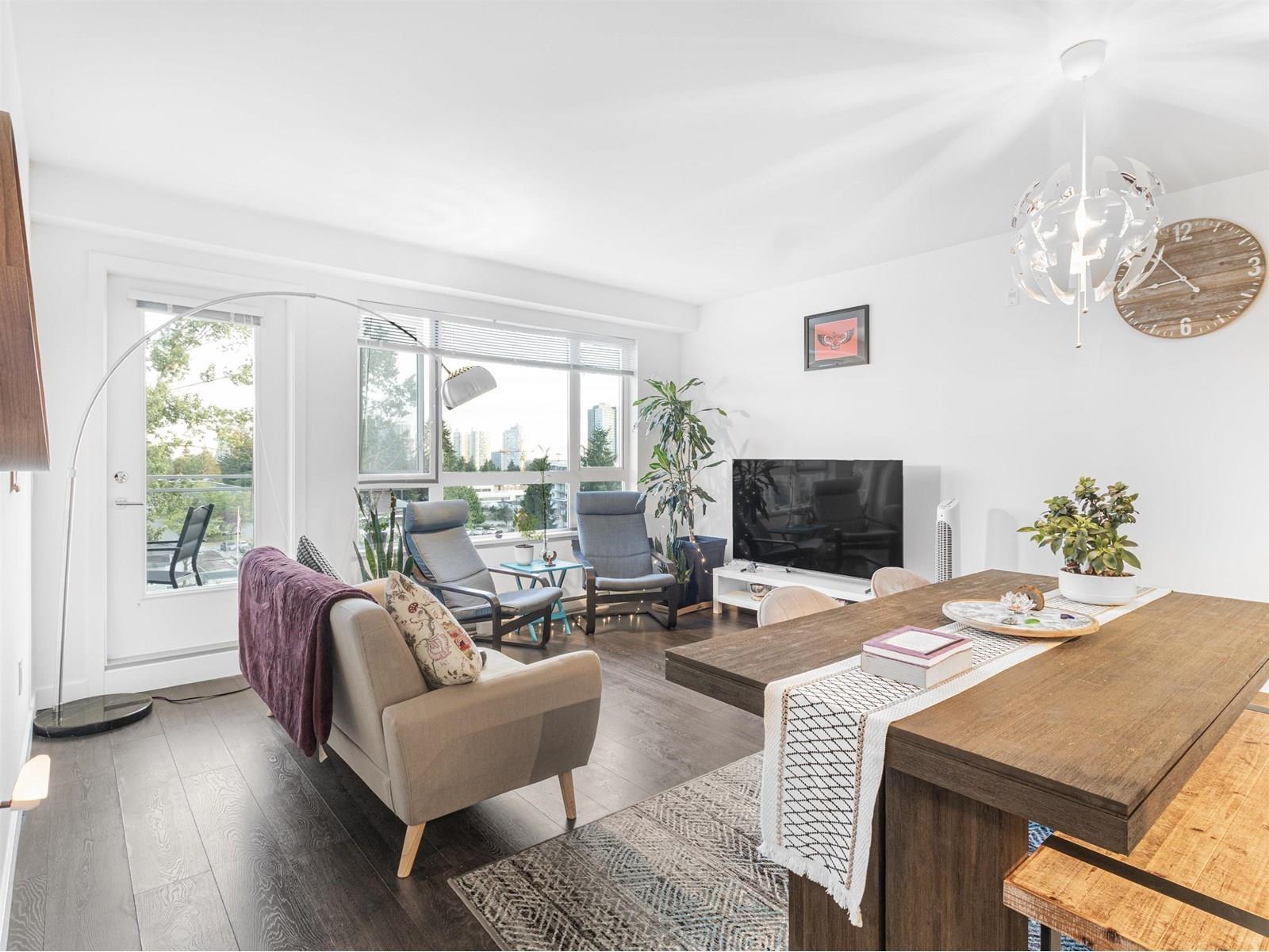 626 13963 105 Boulevard, Surrey, British Columbia  V3T 0M9 - Photo 4 - R3073162