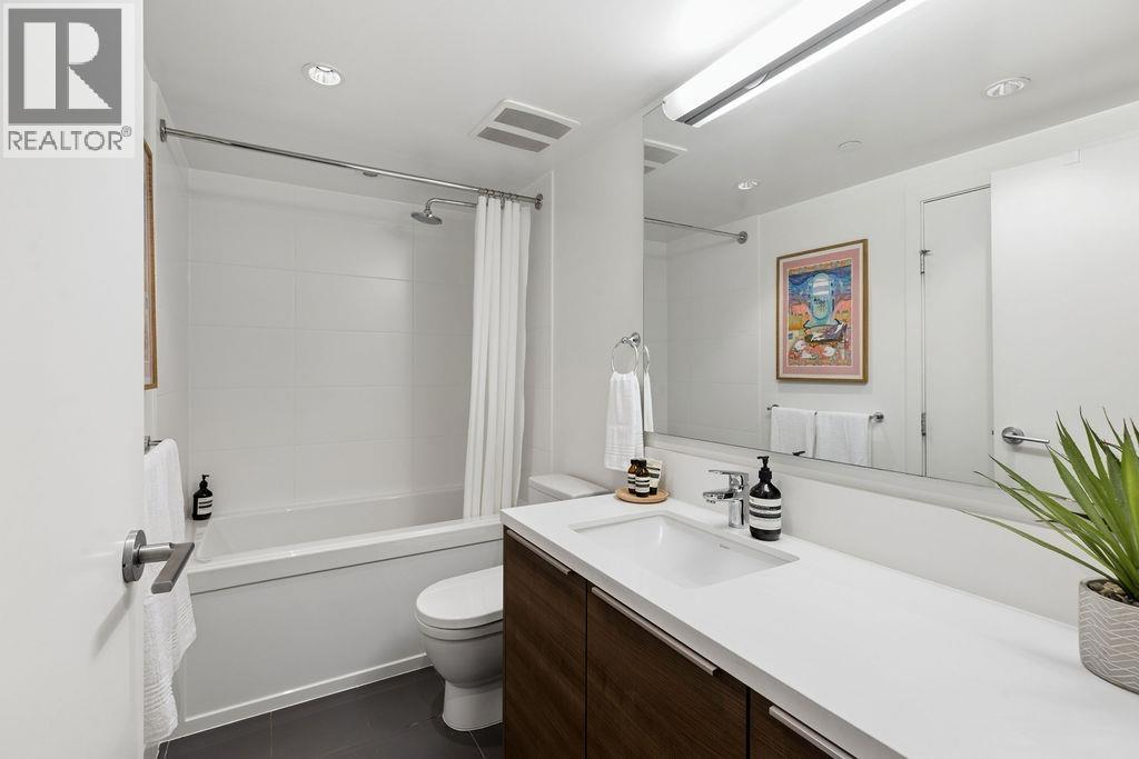 101 1550 Fern Street, North Vancouver, British Columbia V7J 0A9 - Photo 14 - R3101550