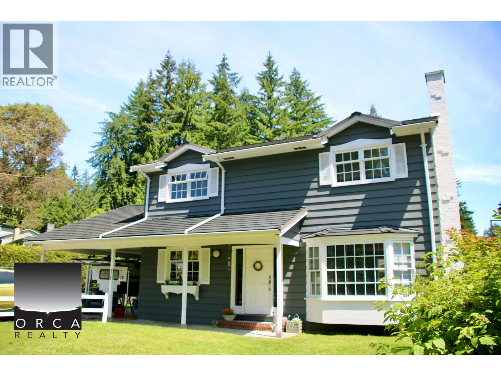 3822 LYNN VALLEY ROAD, North Vancouver, British Columbia