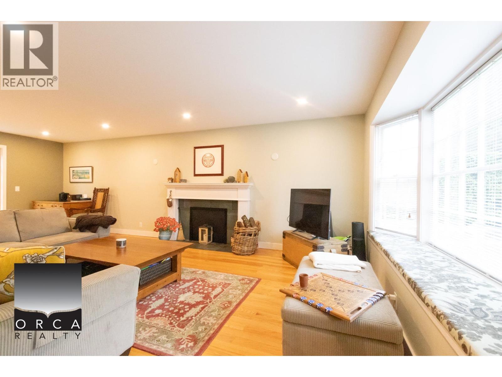 3822 Lynn Valley Road, North Vancouver, British Columbia  V7K 2S6 - Photo 6 - R3101033