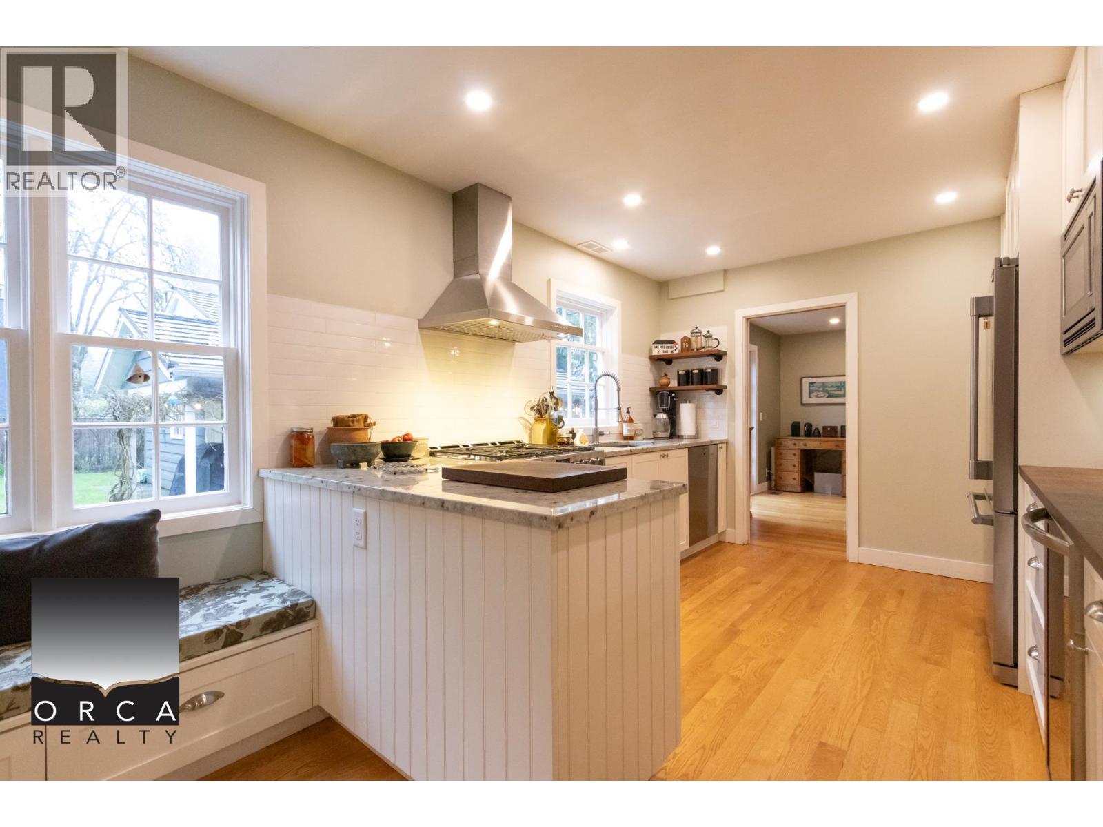 3822 Lynn Valley Road, North Vancouver, British Columbia  V7K 2S6 - Photo 9 - R3101033