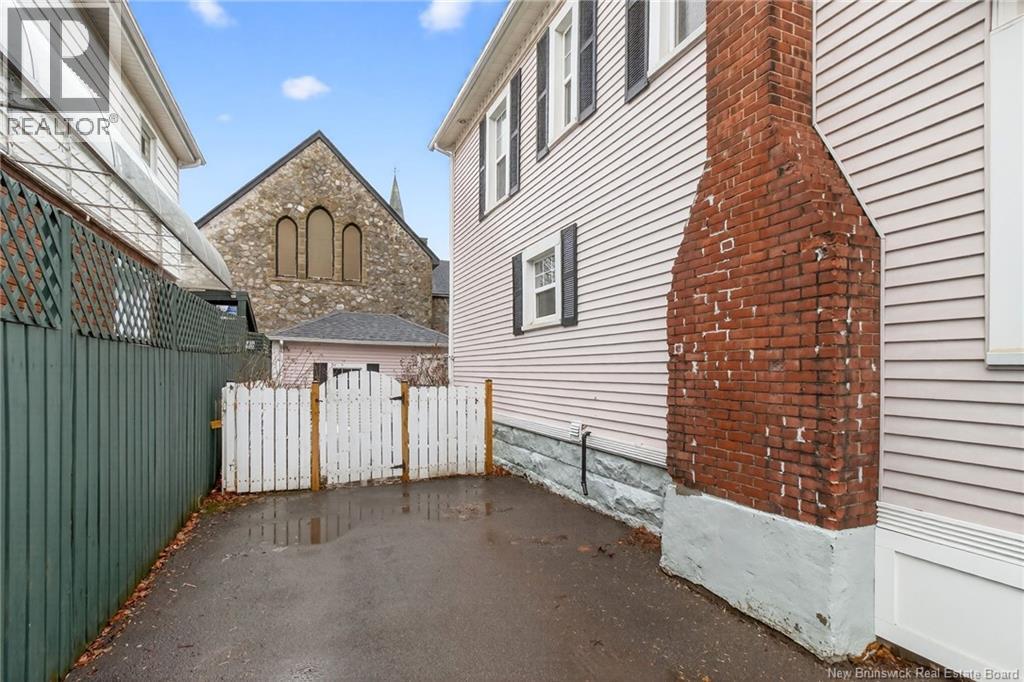 158 Bonaccord Street, Moncton, New Brunswick  E1C 5L6 - Photo 7 - NB135317
