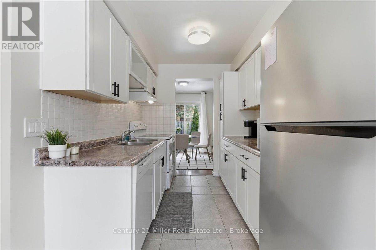 42 - 375 Kingscourt Drive, Waterloo, Ontario  N2K 3N7 - Photo 14 - X12902214