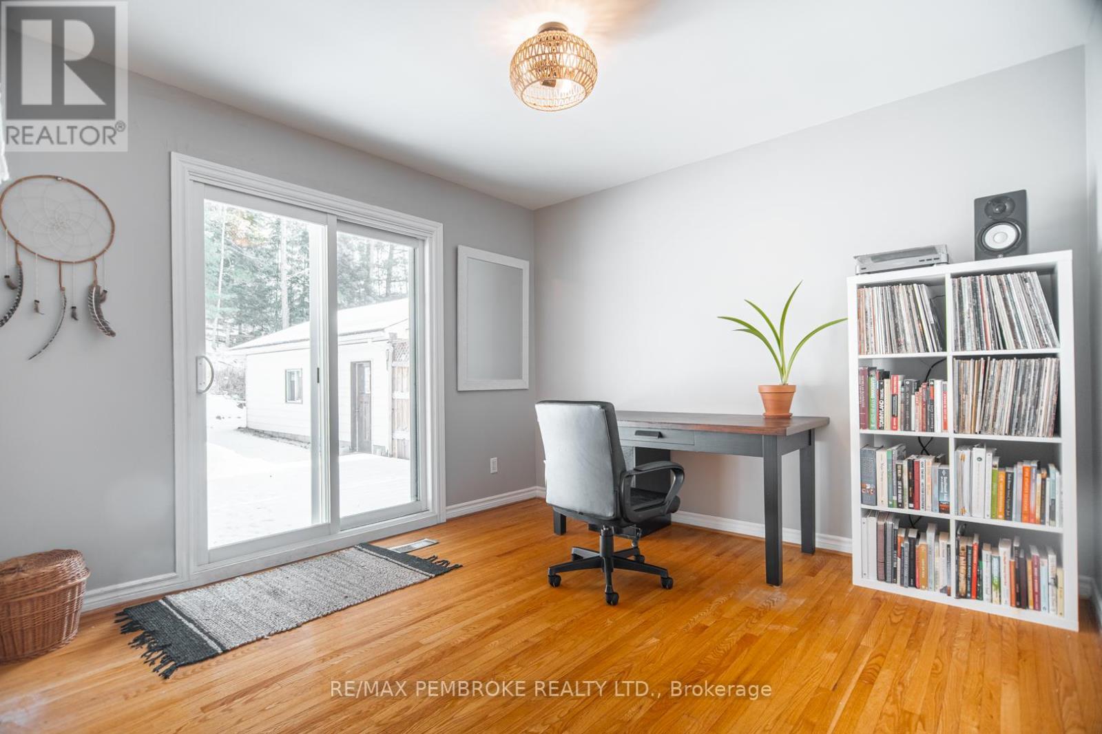 642 Birch Street, Petawawa, Ontario  K8A 7K6 - Photo 13 - X12902272