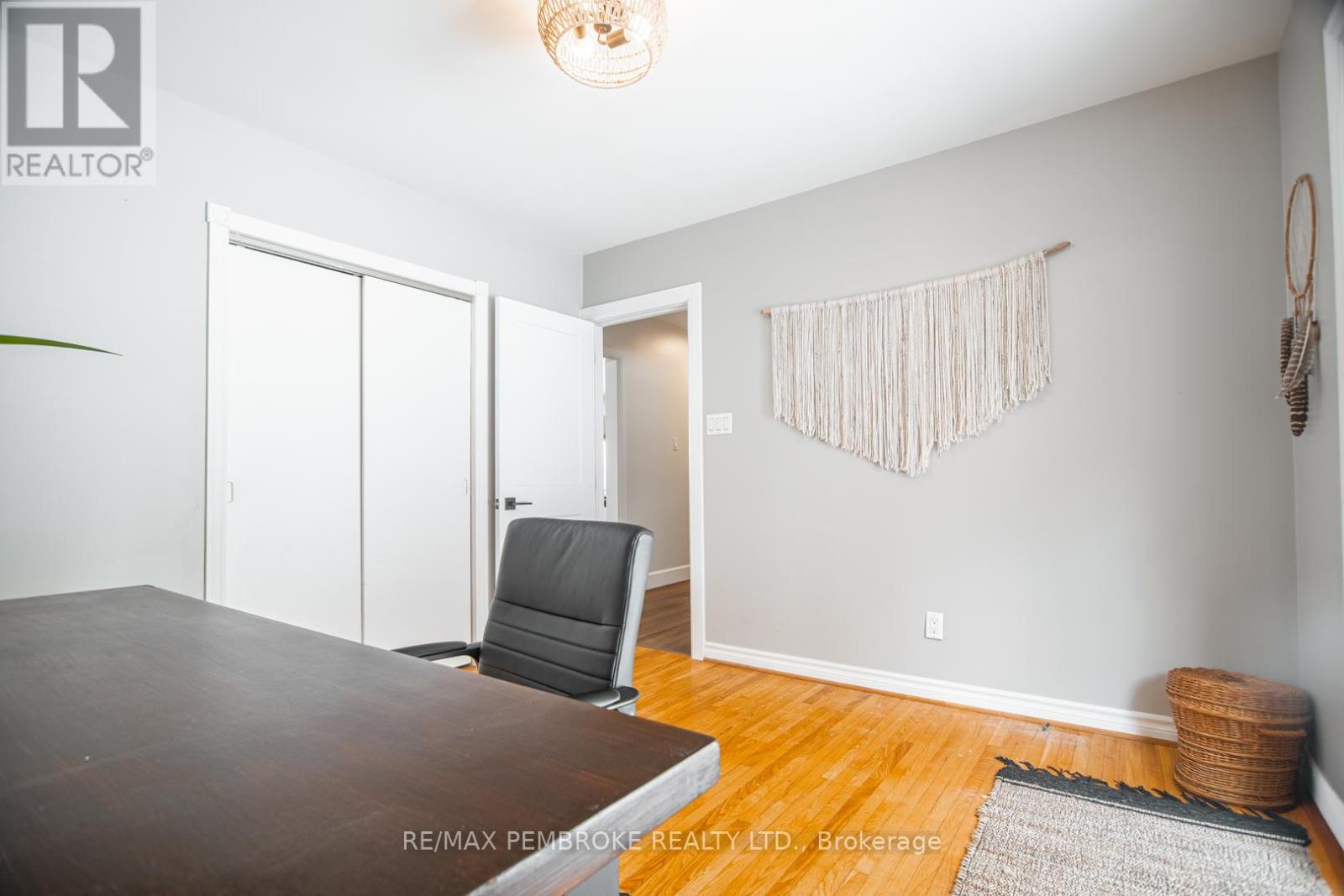 642 Birch Street, Petawawa, Ontario  K8A 7K6 - Photo 14 - X12902272