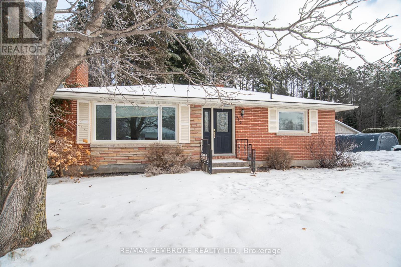 642 Birch Street, Petawawa, Ontario  K8A 7K6 - Photo 24 - X12902272