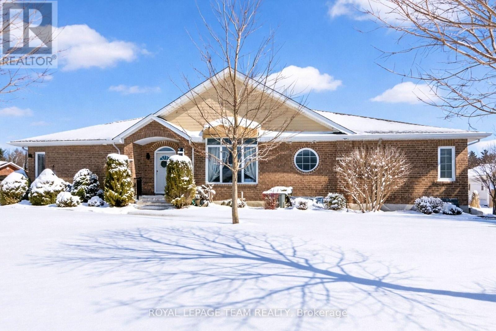 20 NIGHTHAWK CRESCENT, Ottawa, Ontario