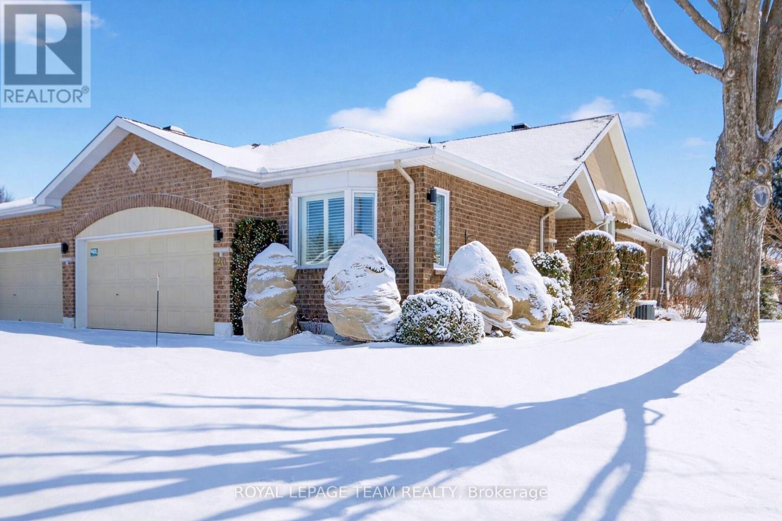 20 Nighthawk Crescent, Ottawa, Ontario  K2M 2X7 - Photo 2 - X12902266