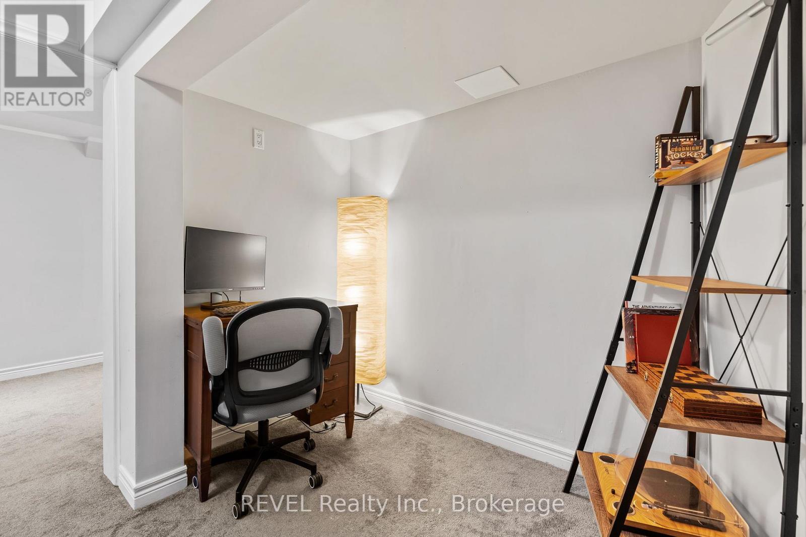 57 Tomahawk Drive, Grimsby, Ontario  L3M 5G5 - Photo 19 - X12902276