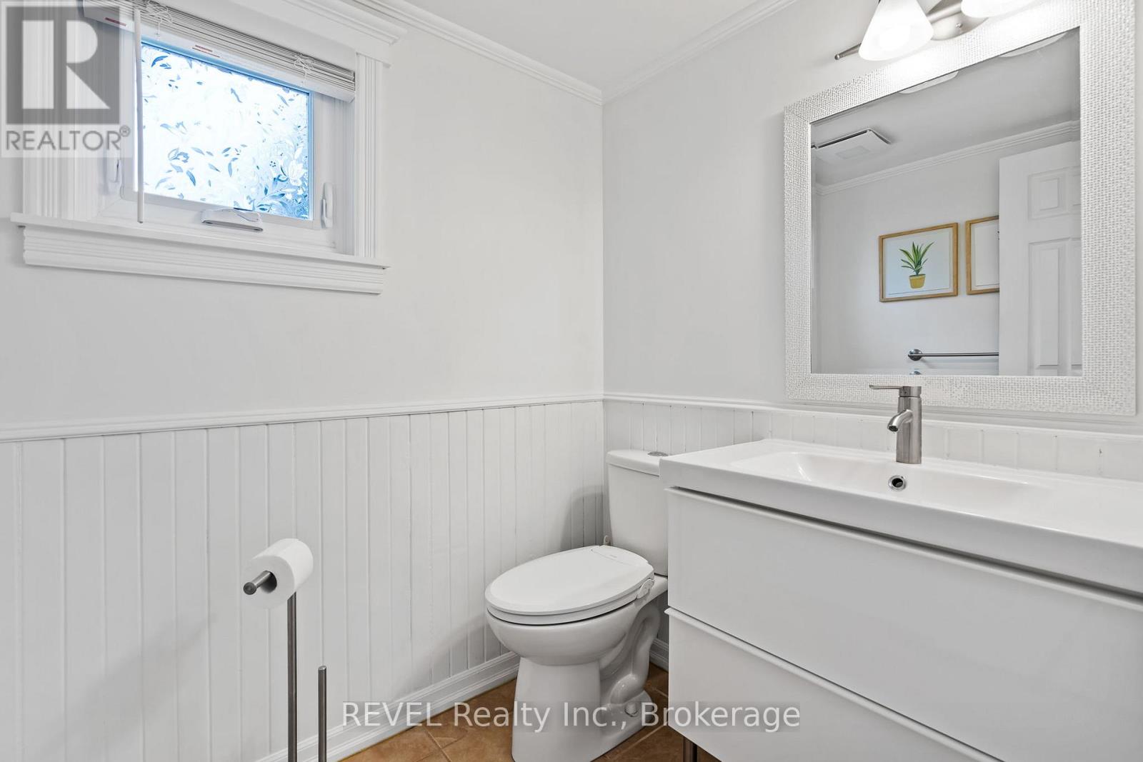 57 Tomahawk Drive, Grimsby, Ontario  L3M 5G5 - Photo 8 - X12902276