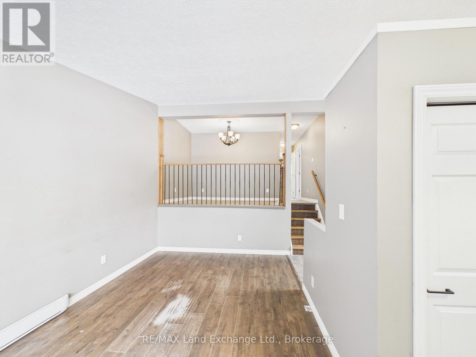 655 Hunter Street, Kincardine, Ontario  N2Z 1S2 - Photo 7 - X12902306