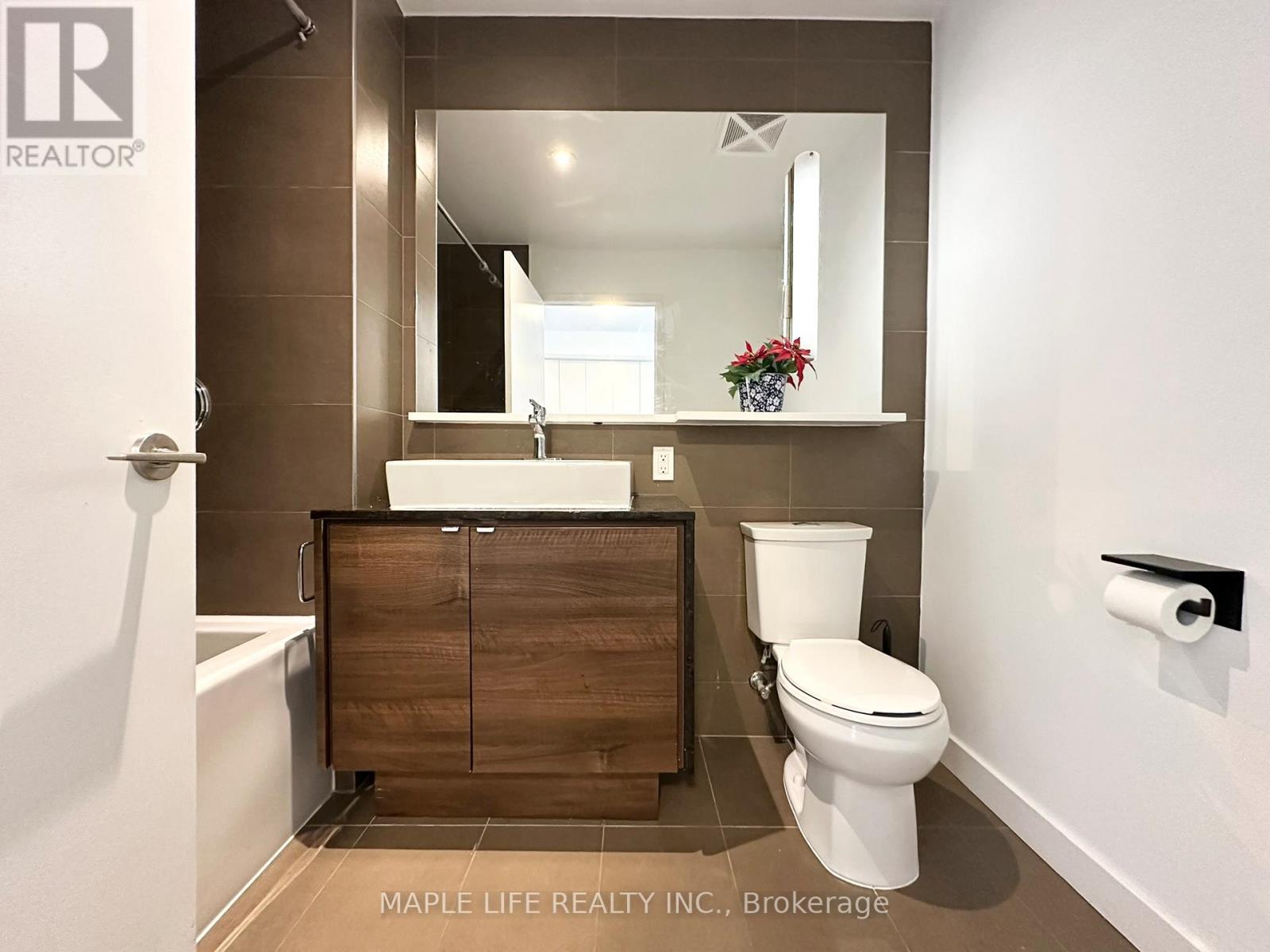 2502 - 121 Mcmahon Drive, Toronto, Ontario  M2K 0C1 - Photo 8 - C12902210