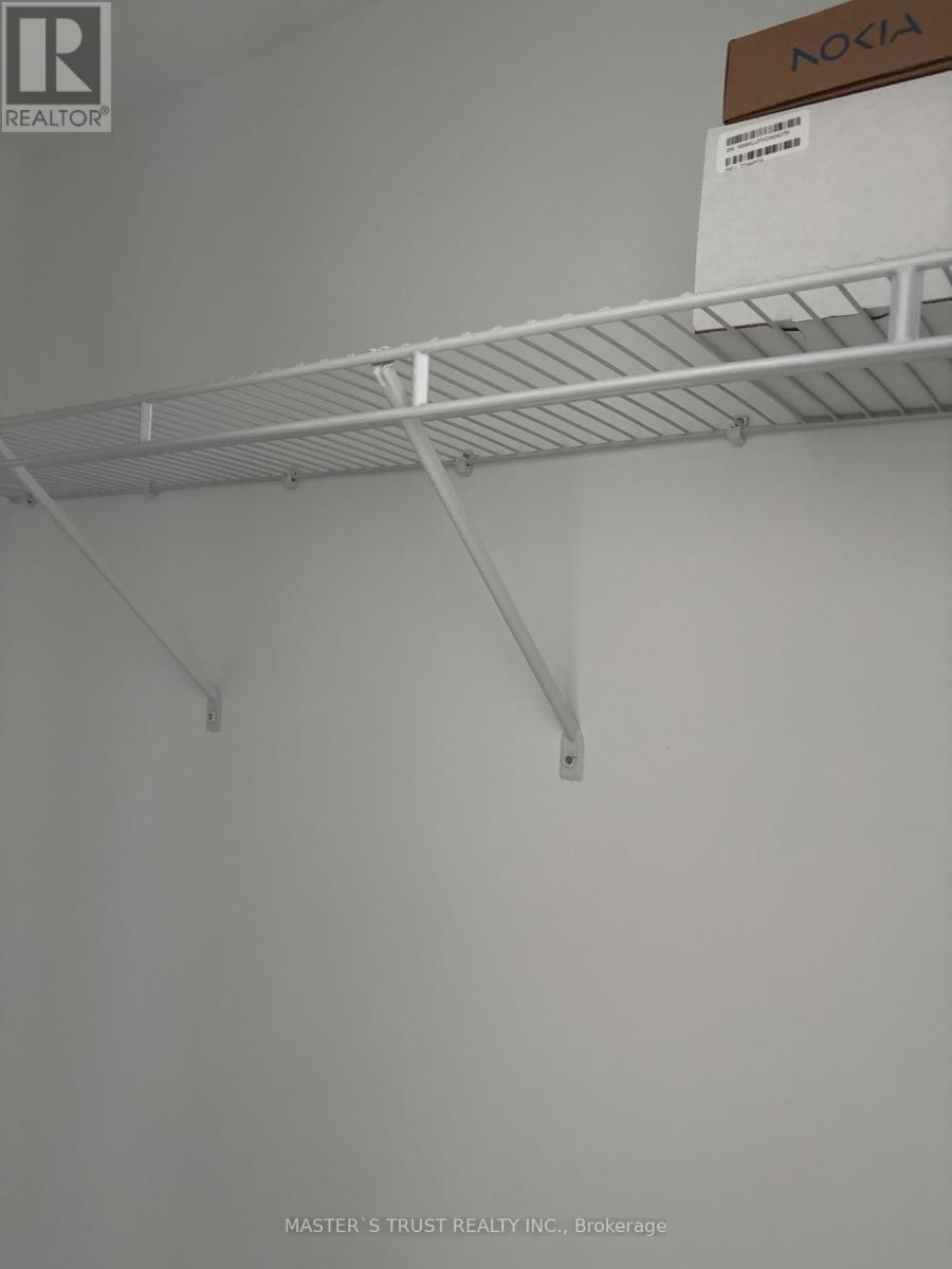 1711 - 88 Queen Street E, Toronto, Ontario  M5C 0B6 - Photo 3 - C12902270