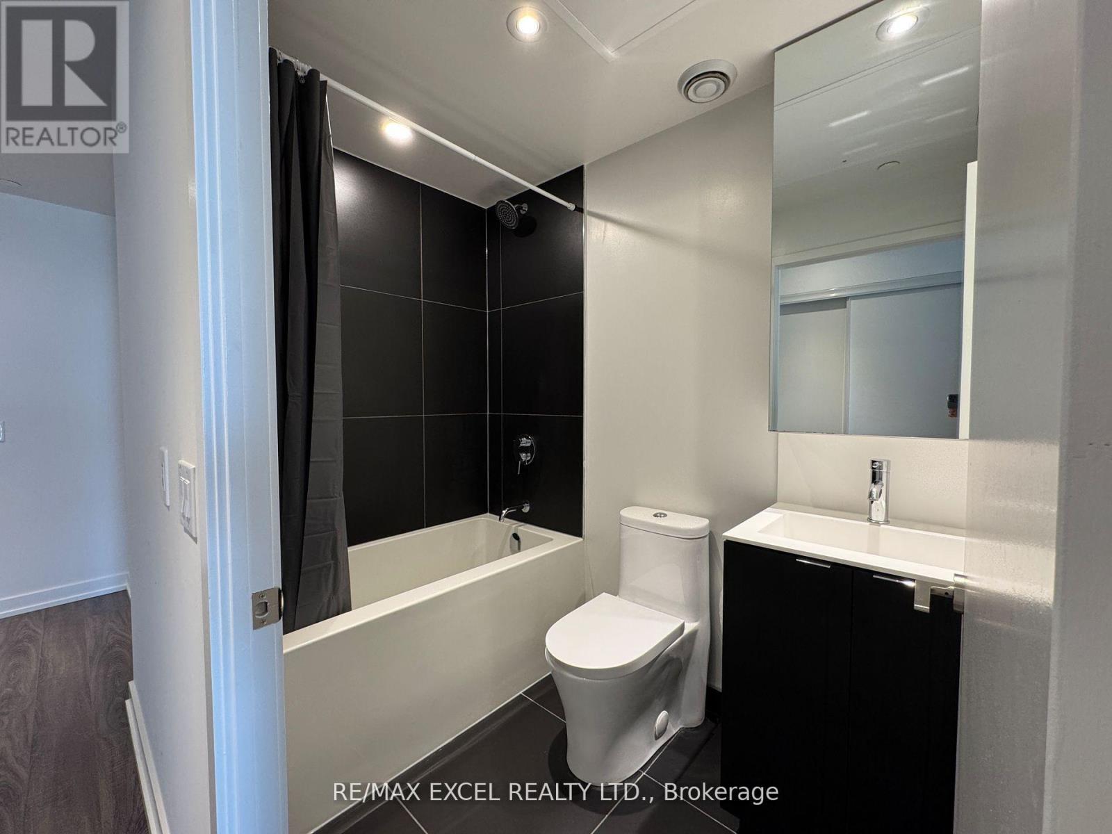 1817 - 20 Edward Street, Toronto (Bay Street Corridor), Ontario  M5G 0C5 - Photo 12 - C12902278