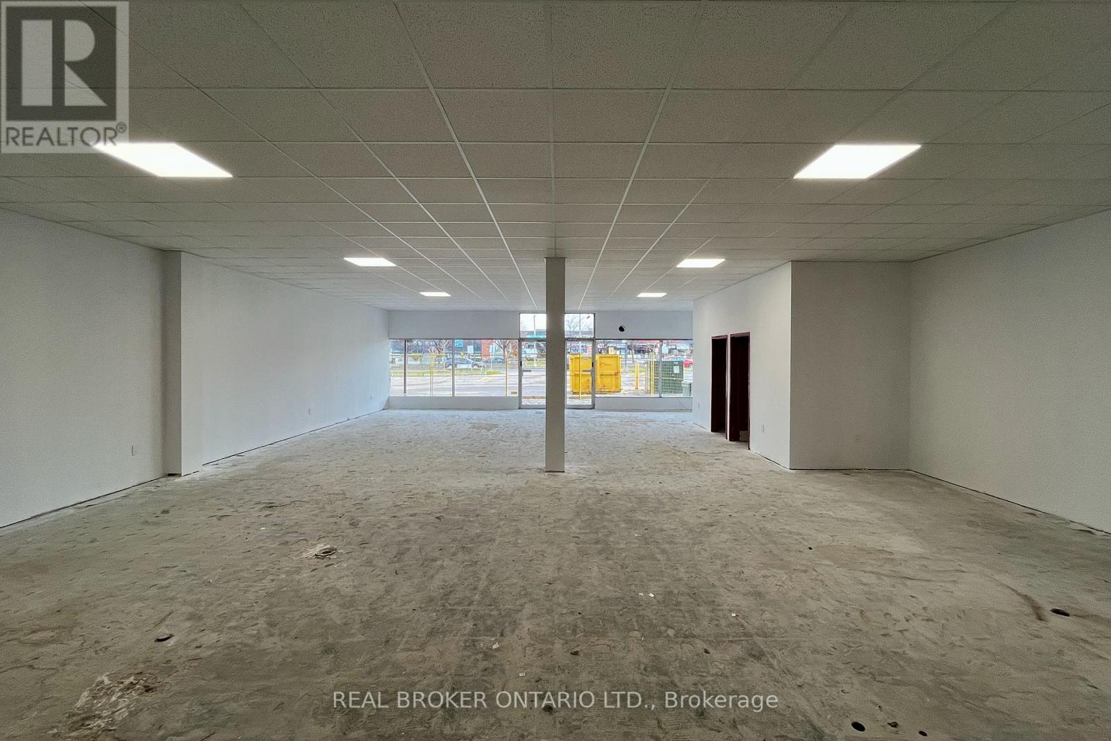 1188 Kennedy Road, Toronto (Dorset Park), Ontario  M1P 2L1 - Photo 2 - E12902228