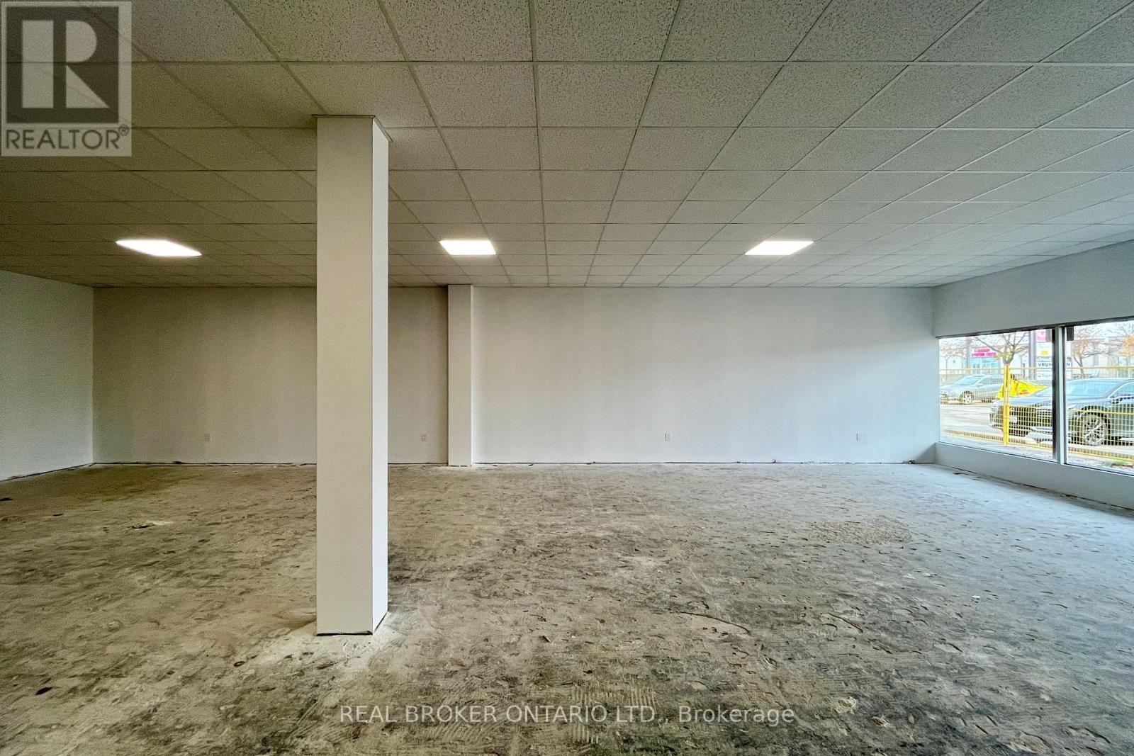 1188 Kennedy Road, Toronto (Dorset Park), Ontario  M1P 2L1 - Photo 4 - E12902228