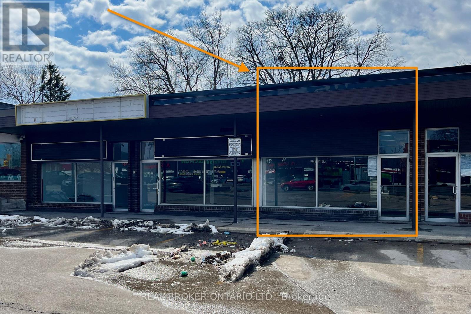 1190 Kennedy Road, Toronto (Dorset Park), Ontario  M1P 2L1 - Photo 4 - E12902232