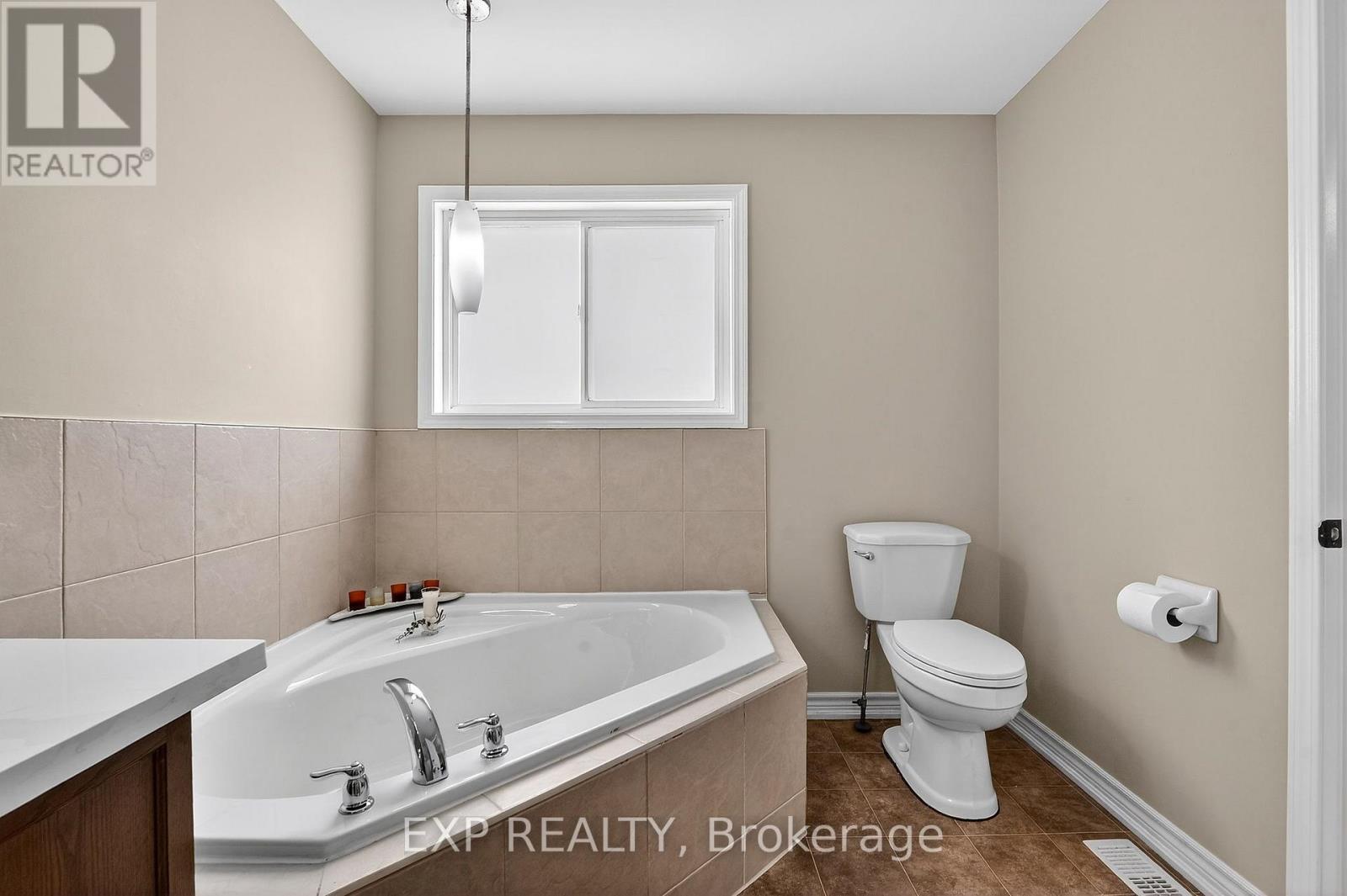 Unknown Address, ,    - Photo 25 - E12902246