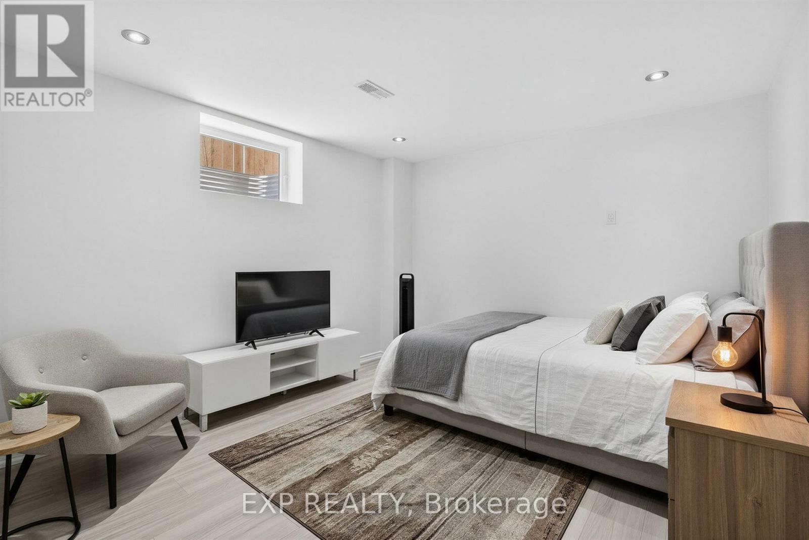 Unknown Address, ,    - Photo 35 - E12902246