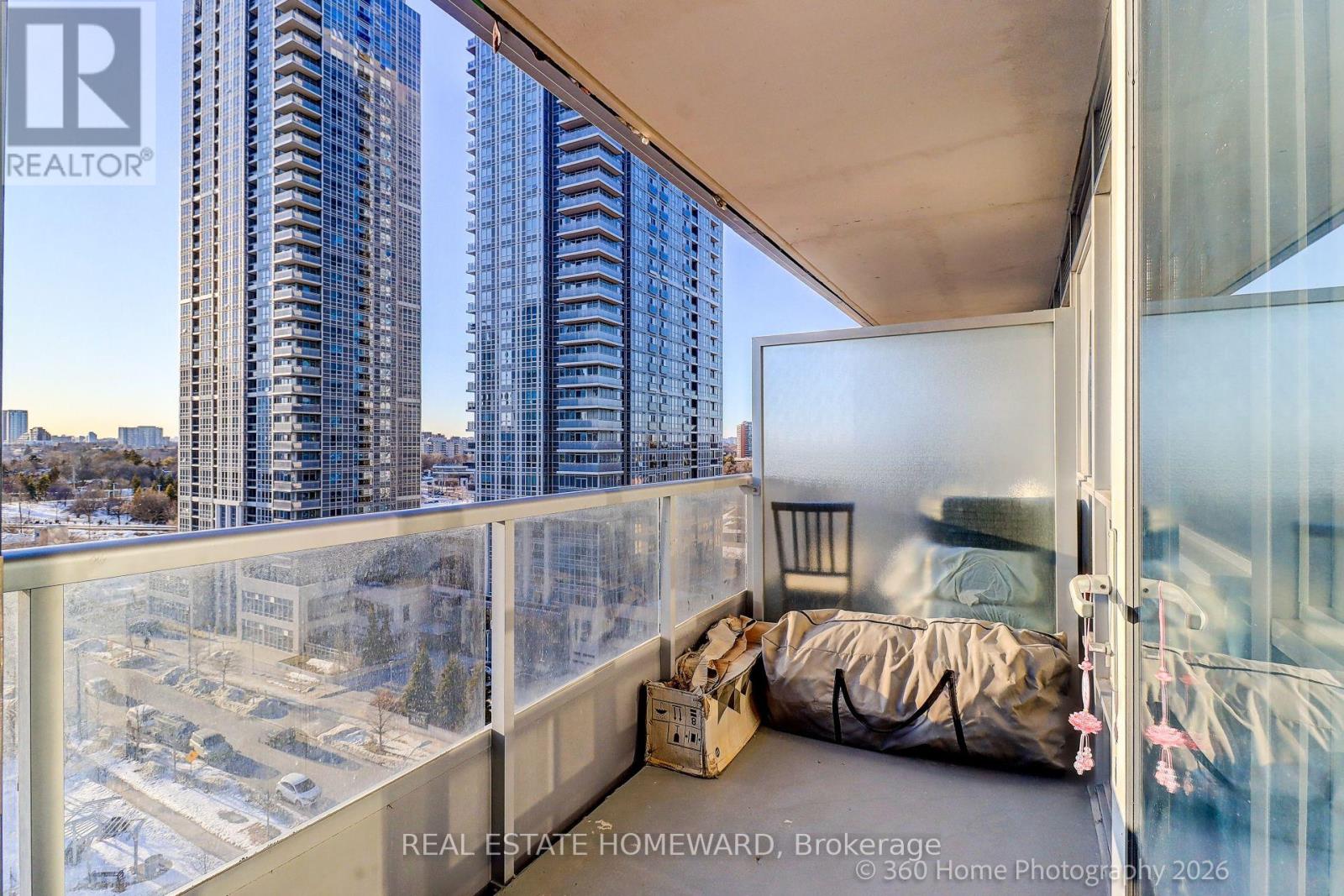 1117 - 181 Village Green Square, Toronto (Agincourt South-Malvern West), Ontario  M1S 0K6 - Photo 18 - E12902264