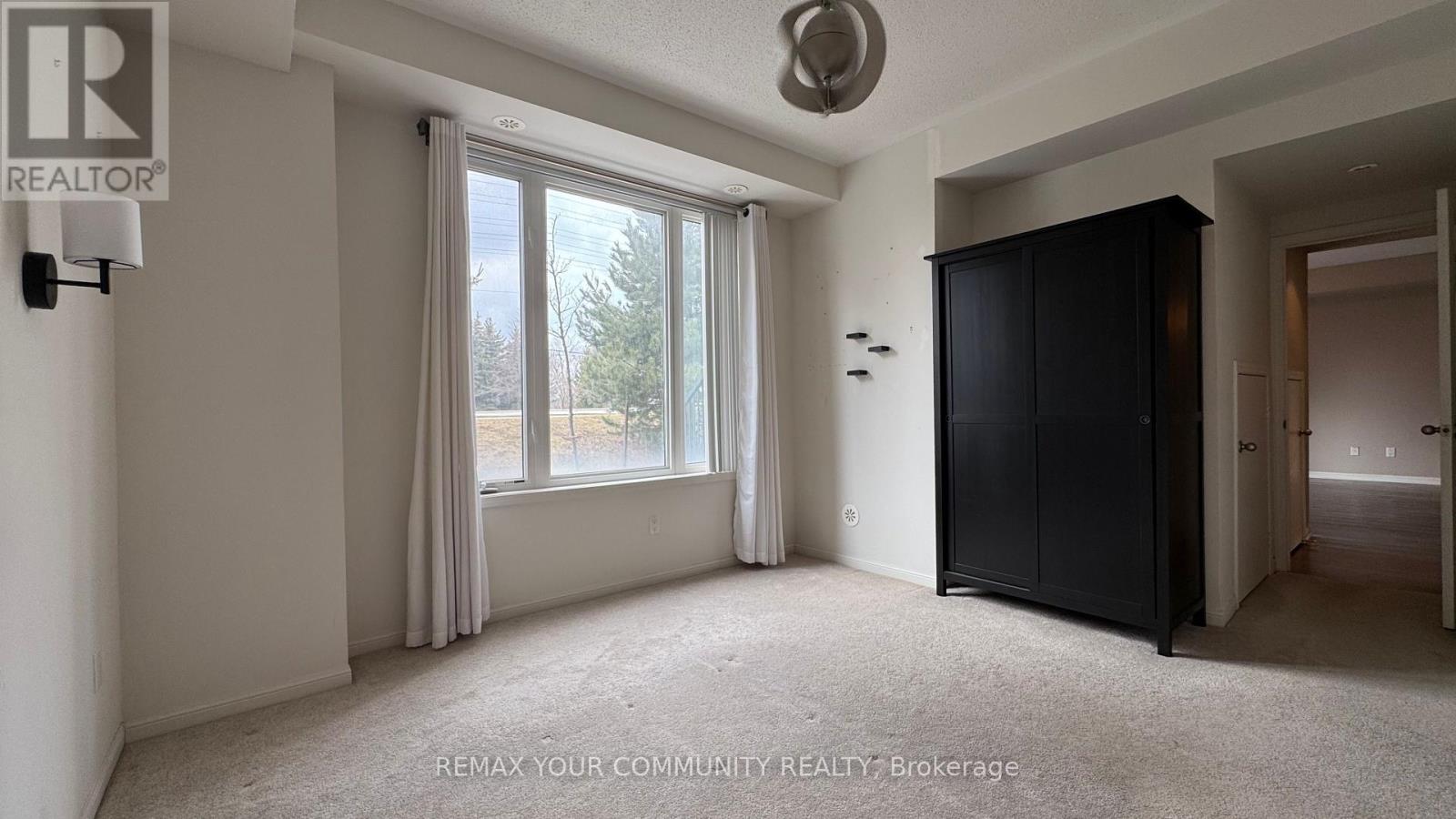 15949 Bayview Avenue, Aurora, Ontario  L4G 0S3 - Photo 9 - N12902254