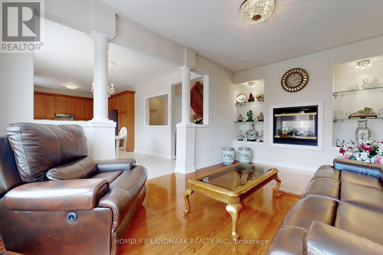 8 Grovewood Street, Richmond Hill, Ontario  L4E 4X1 - Photo 12 - N12902302