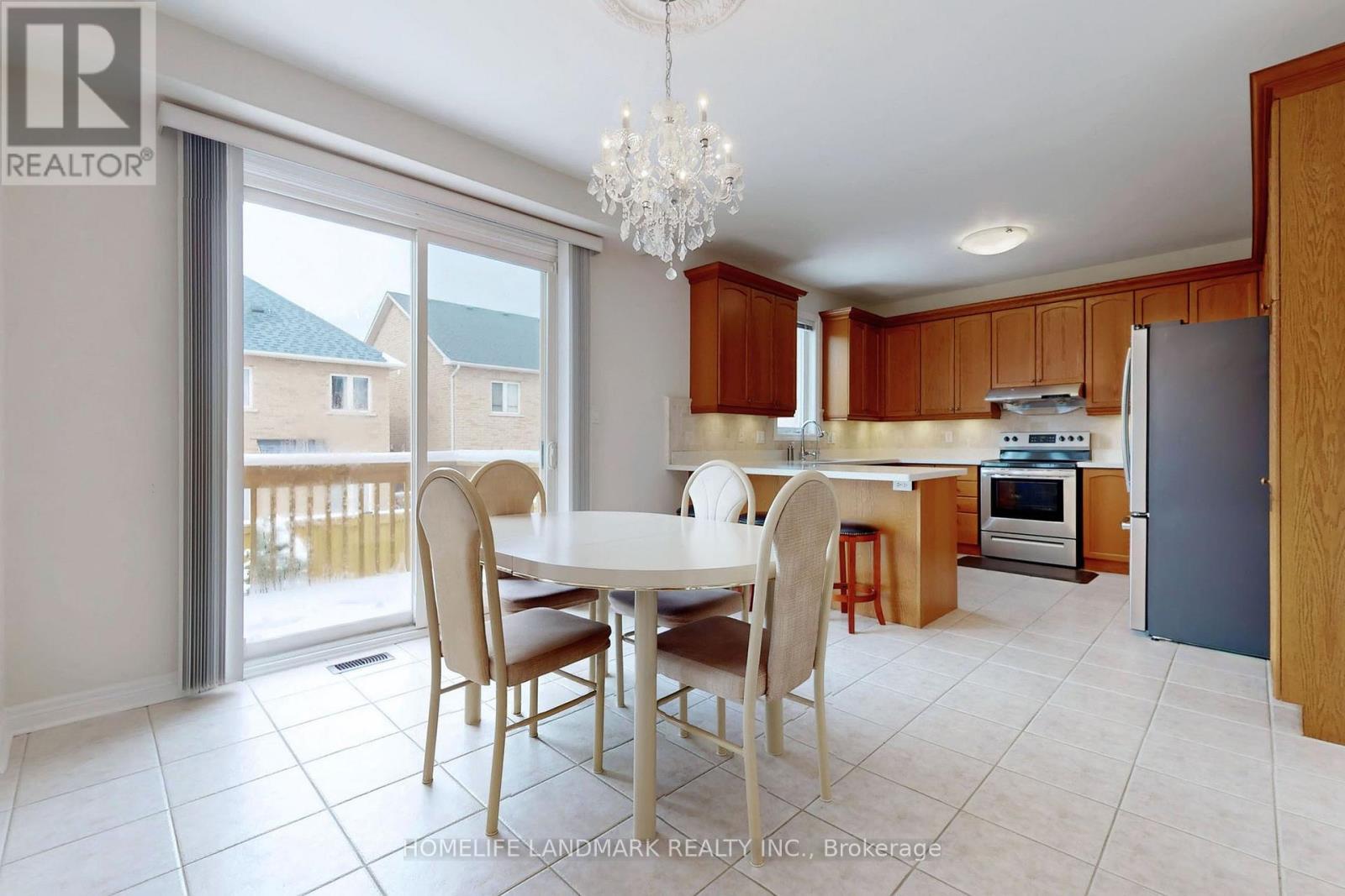 8 Grovewood Street, Richmond Hill, Ontario  L4E 4X1 - Photo 13 - N12902302