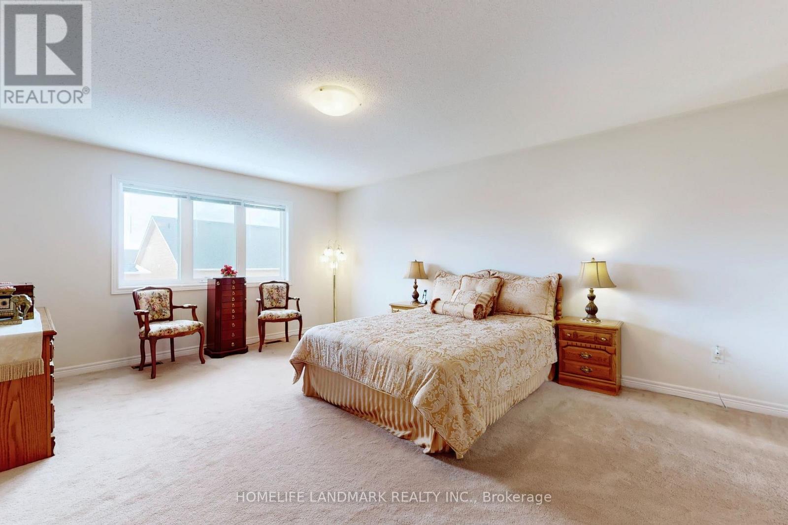 8 Grovewood Street, Richmond Hill, Ontario  L4E 4X1 - Photo 27 - N12902302