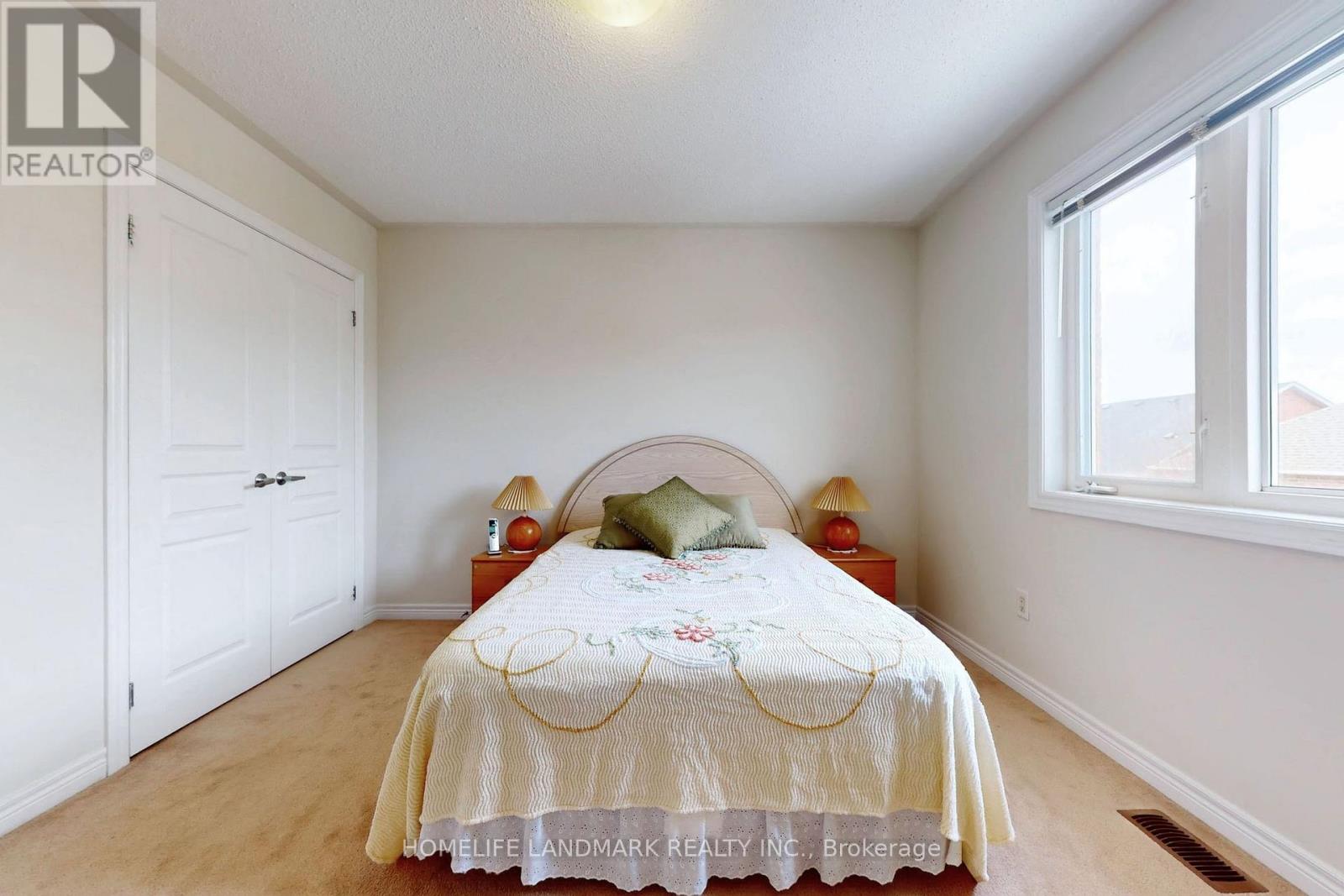 8 Grovewood Street, Richmond Hill, Ontario  L4E 4X1 - Photo 35 - N12902302