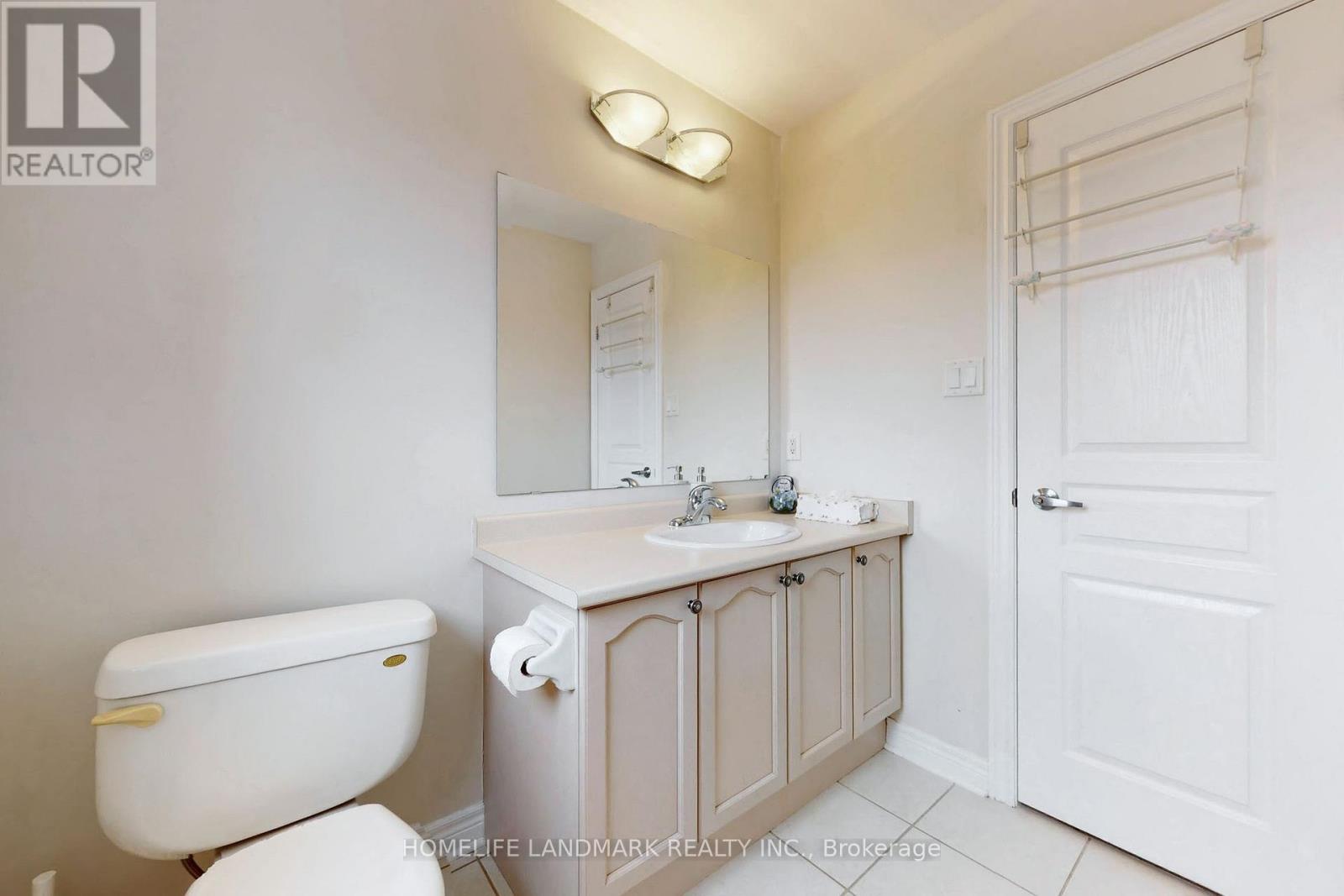 8 Grovewood Street, Richmond Hill, Ontario  L4E 4X1 - Photo 45 - N12902302