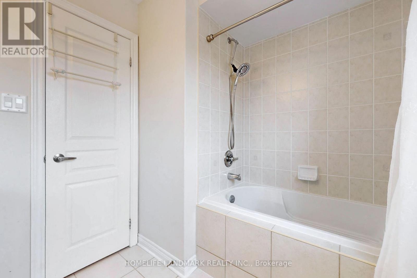 8 Grovewood Street, Richmond Hill, Ontario  L4E 4X1 - Photo 46 - N12902302