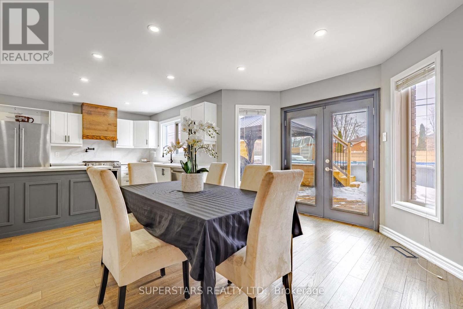 61 Barwick Drive, Barrie, Ontario  L4N 6Z5 - Photo 11 - S12902218