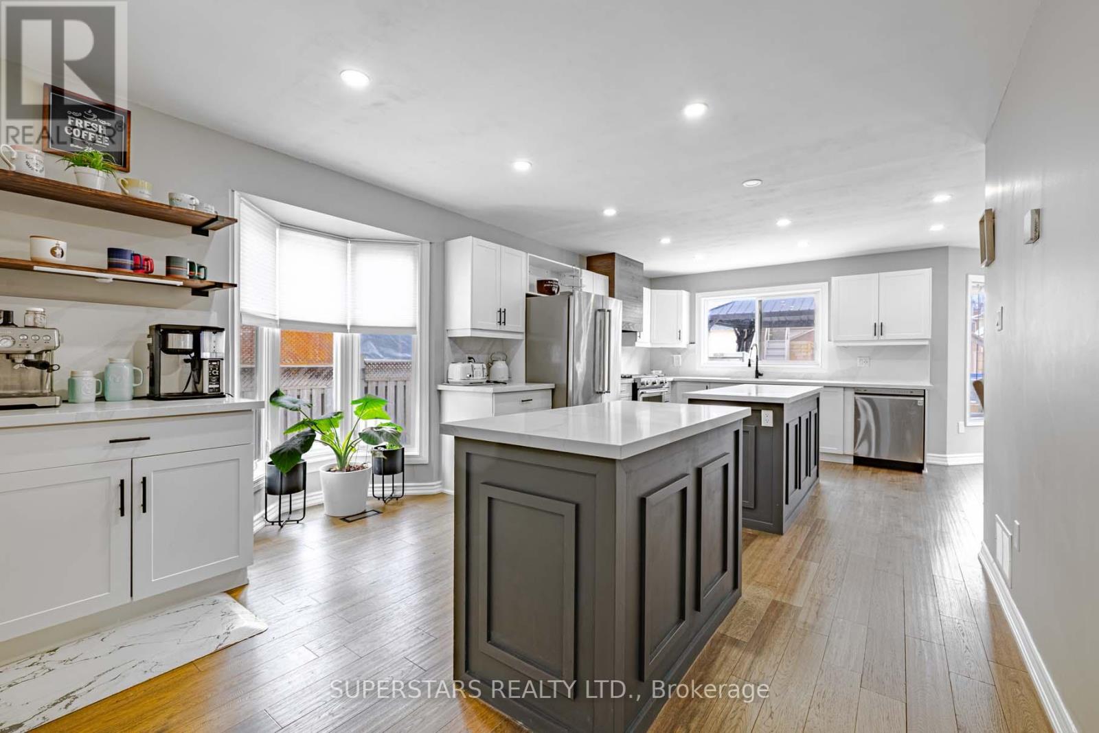 61 Barwick Drive, Barrie, Ontario  L4N 6Z5 - Photo 12 - S12902218