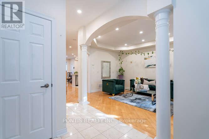 3452 Eglinton Avenue W, Mississauga, Ontario  L5M 7P4 - Photo 7 - W12902282