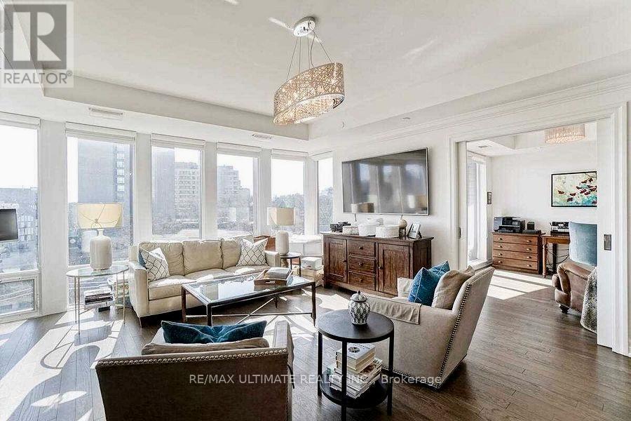 510 - 30 Old Mill Road, Toronto (Kingsway South), Ontario  M8X 0A5 - Photo 3 - W12902290